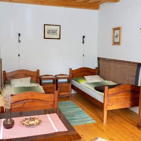 Koppany Lovasudvar Bakonykoppany Bagian luar foto